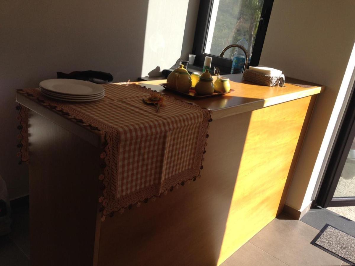 B&B Borgo Lando Barcellona-Pozzo di Gotto Bagian luar foto