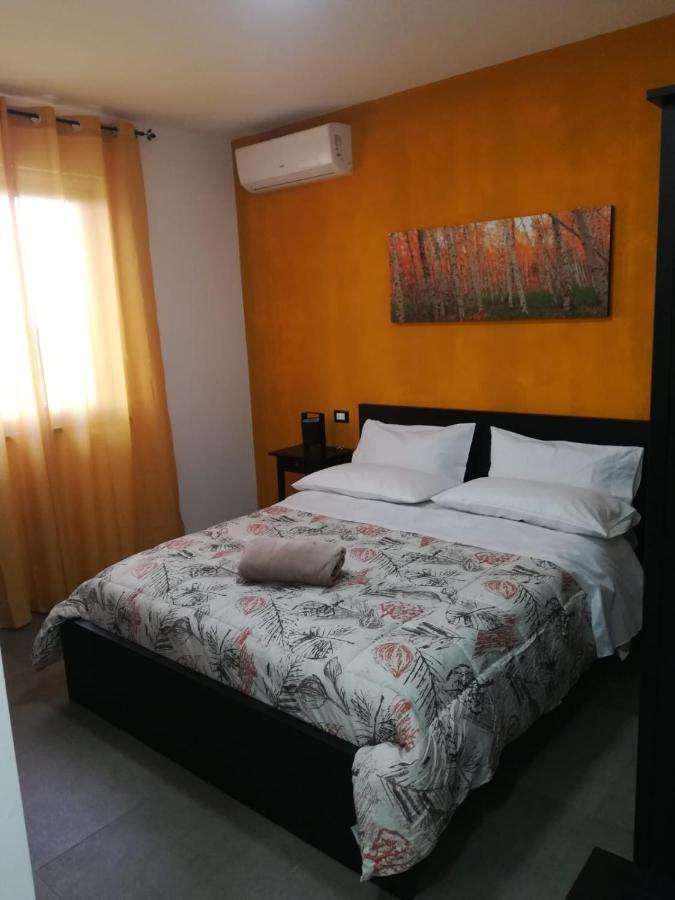 B&B Borgo Lando Barcellona-Pozzo di Gotto Bagian luar foto