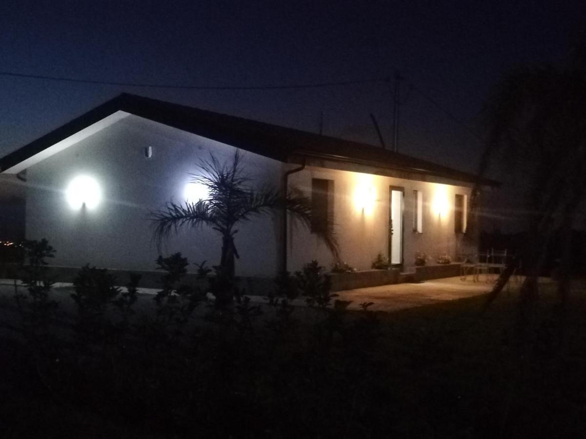 B&B Borgo Lando Barcellona-Pozzo di Gotto Bagian luar foto